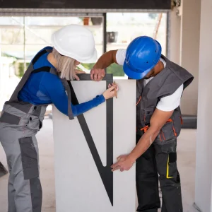 side-view-people-working-together
